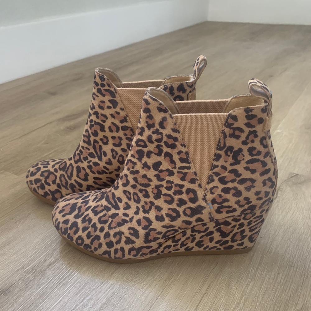 Tom’s Leopard wedge bootie